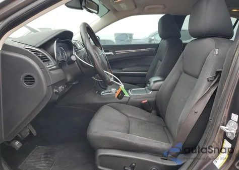 2019 Chrysler 300 Touring from USA, damaged, VIN 2C3CCAAG8KH565136